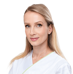 Žena v bielom plášti